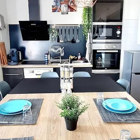 Standing 110m2 Lumineux, Clim, Balcons * Perpignan
